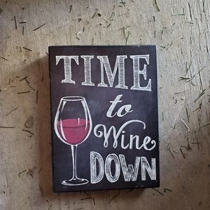 Wine themed decorations